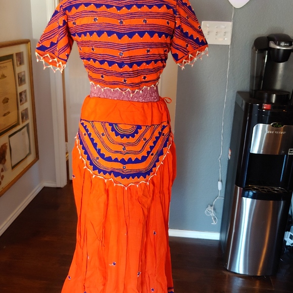 Fun Indian design party dress with crop top - Picture 2 of 3